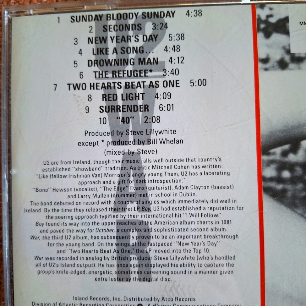 CD U2 War - Picture 2 of 2